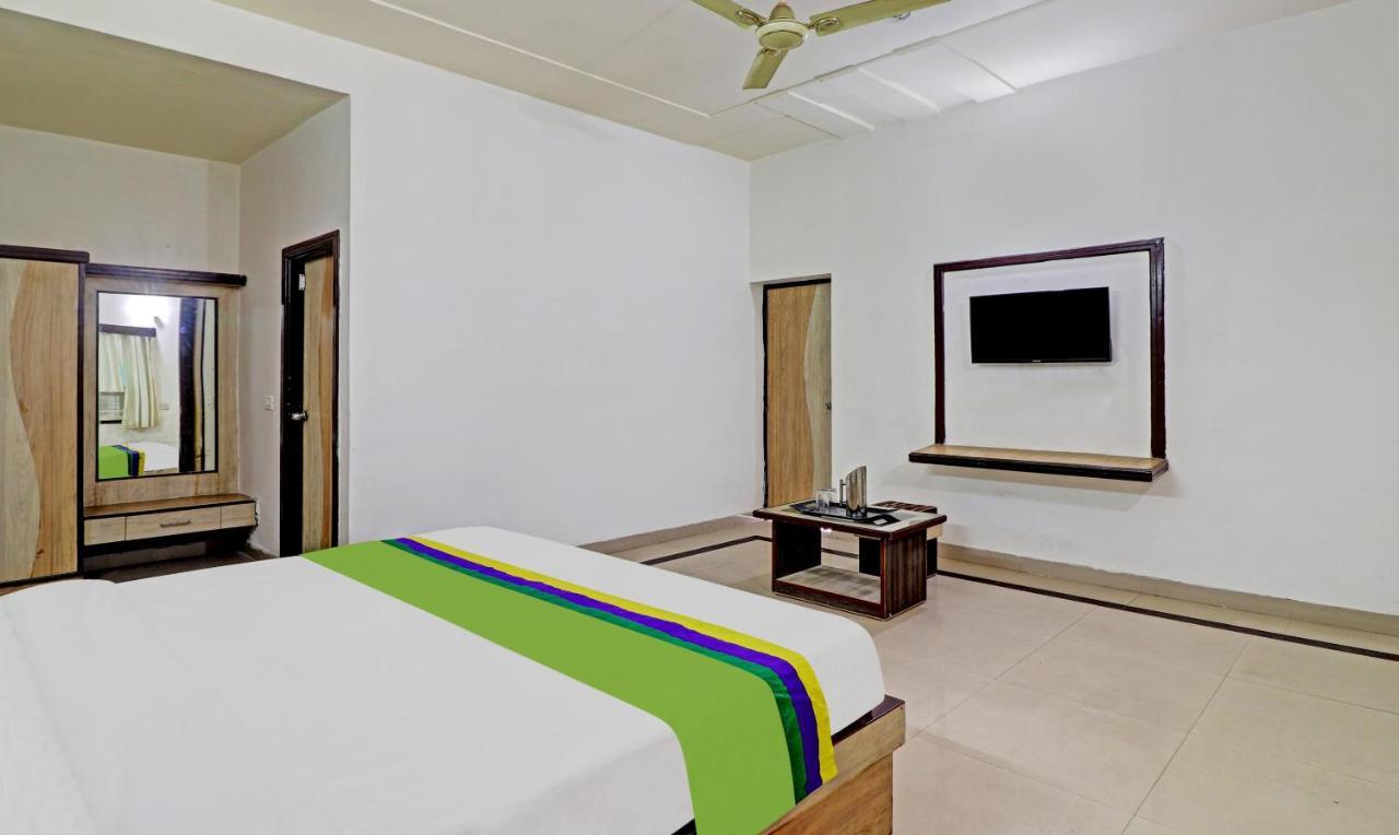Hotel G B Palace 阿格拉 外观 照片