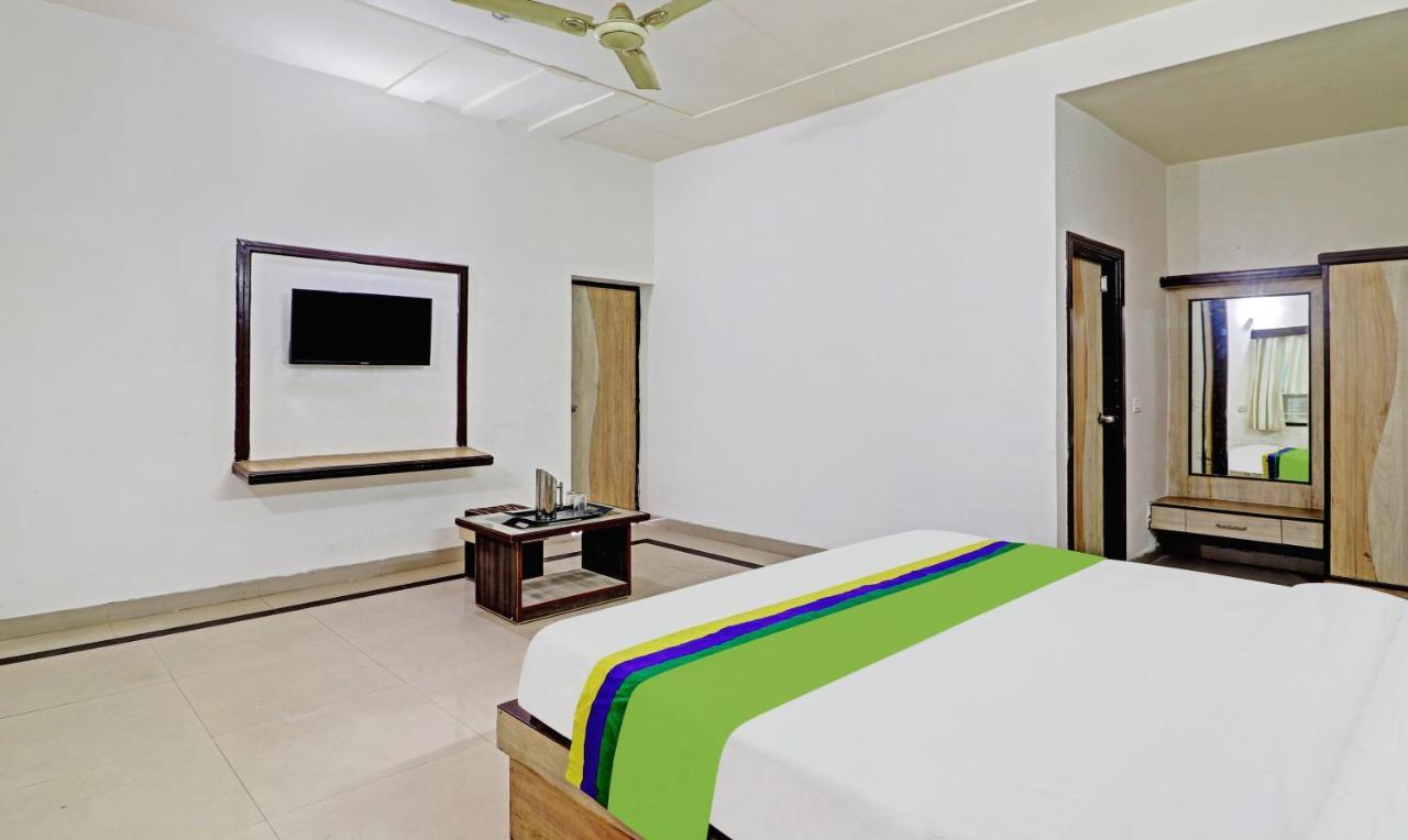 Hotel G B Palace 阿格拉 外观 照片