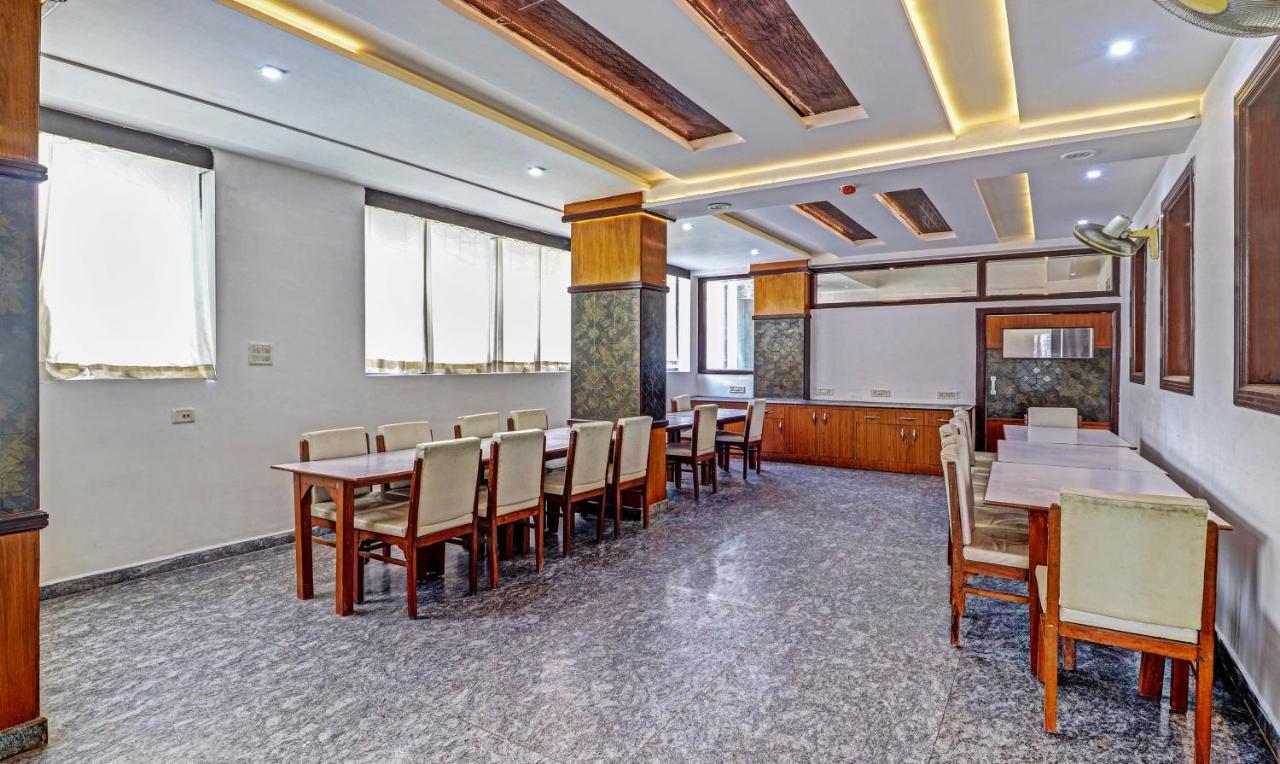 Hotel G B Palace 阿格拉 外观 照片