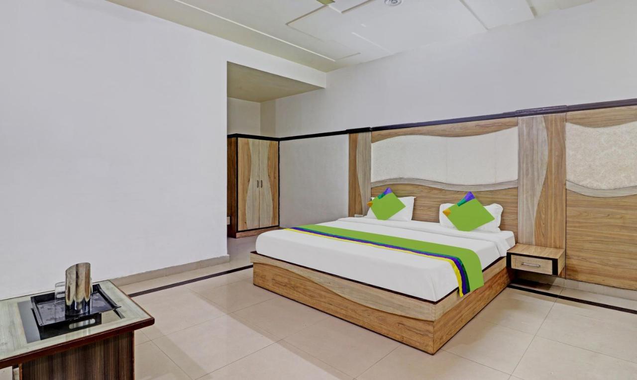 Hotel G B Palace 阿格拉 外观 照片